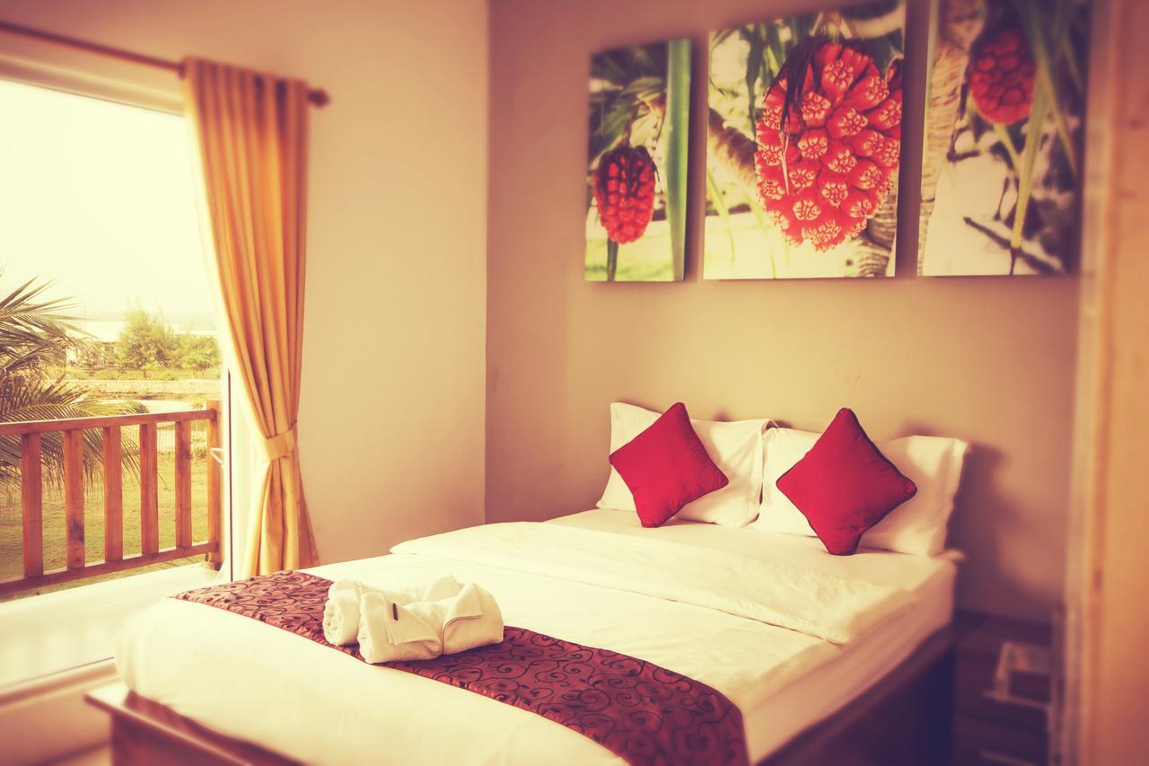 Turtle Beach Hotel Ujunggenteng 외부 사진